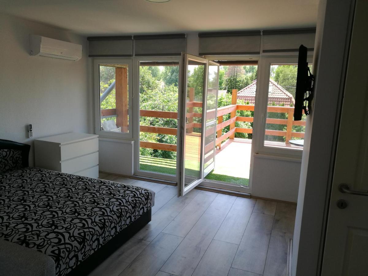 Judit Apartman Vonyarcvashegy Exterior foto